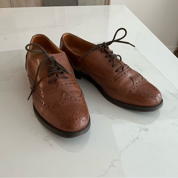 Russel & Bromley Classic Brown Leather Woman Brogues, EU38, US 7, stunning main image 4